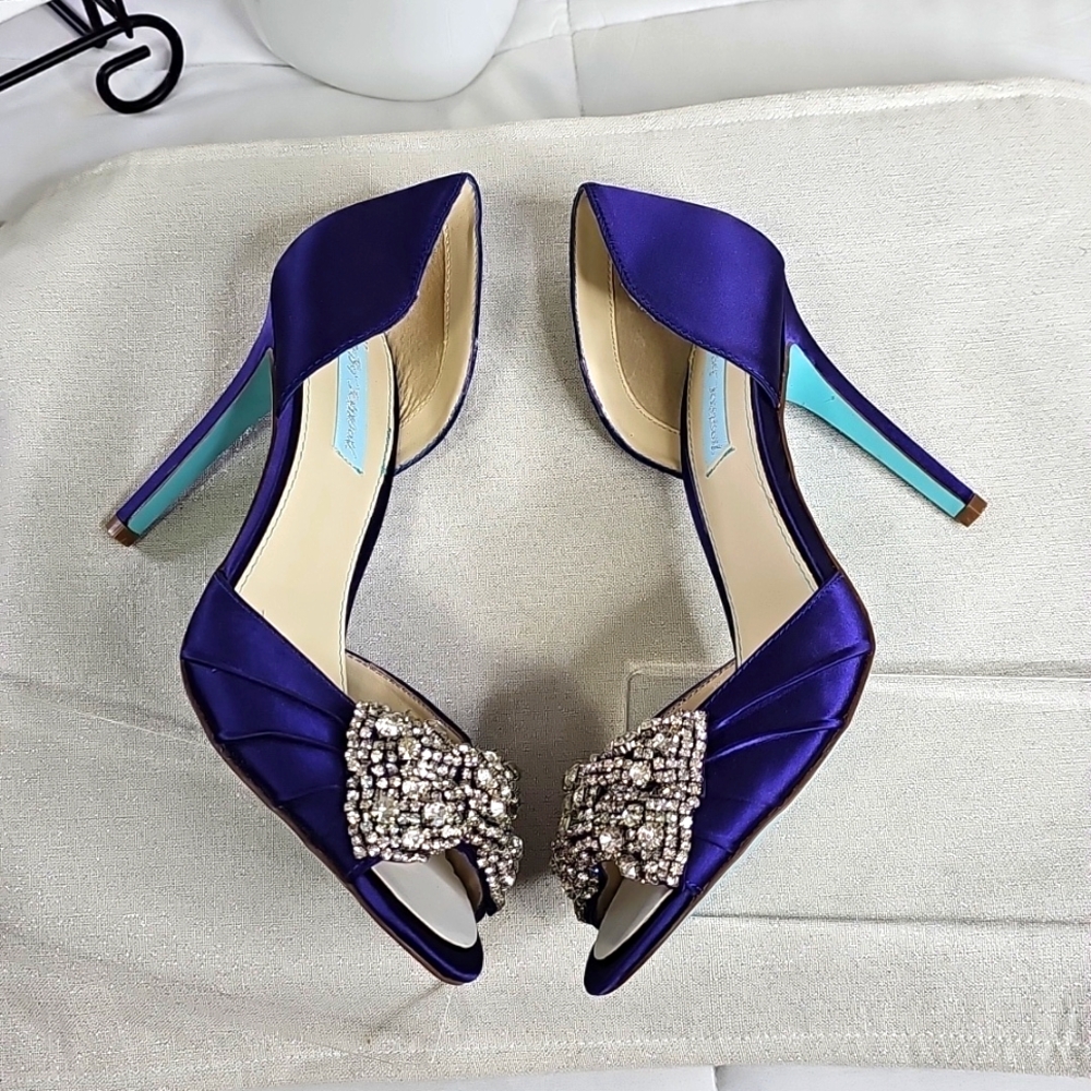 Betsey Johnson Purple Stiletto Heels Elegant Wear Office Wear Career Wedding - Picture 5 of 17